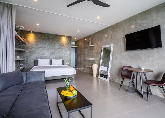 Brand New With Stunning Sunset Views Apartahotel