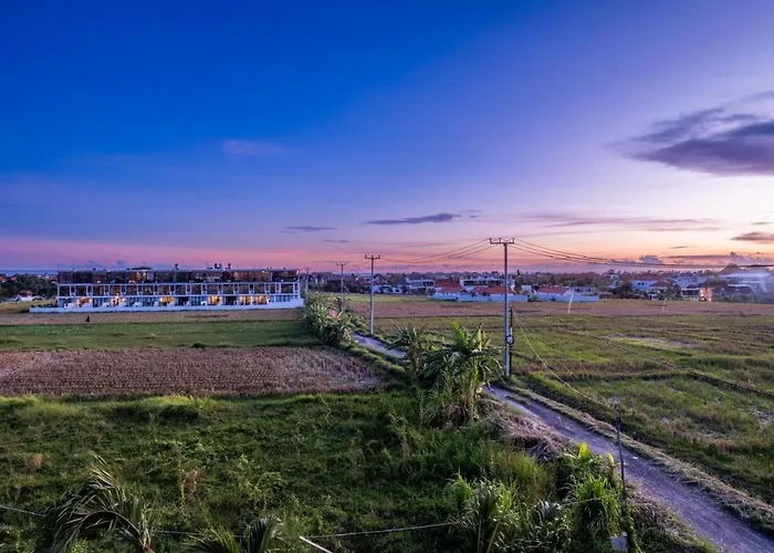 Brand New With Stunning Sunset Views * Munggu
